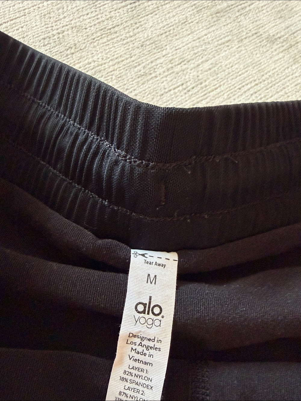 ALO Yoga Black Shorts Medium - Picture 2 of 4